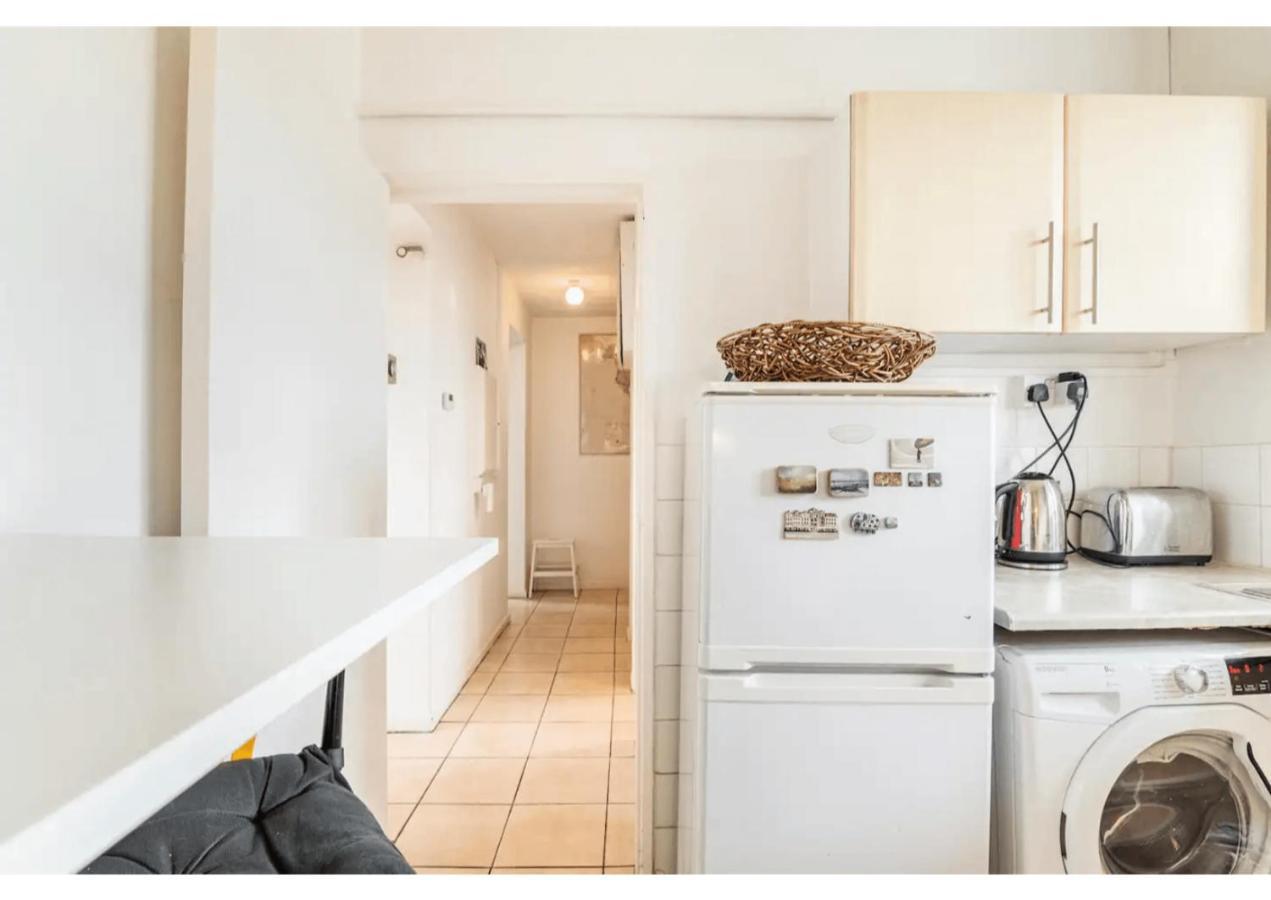 Отель Central London Flat-Share Экстерьер фото